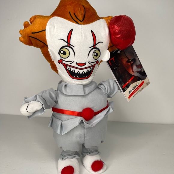 Gemmy IT Animated Happy Shuffle Pennywise Clown Dancing Plush Toy - Picture 1 of 11